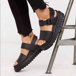 Dr. Martens Womens Voss Black Hydro Leather Slingbacks